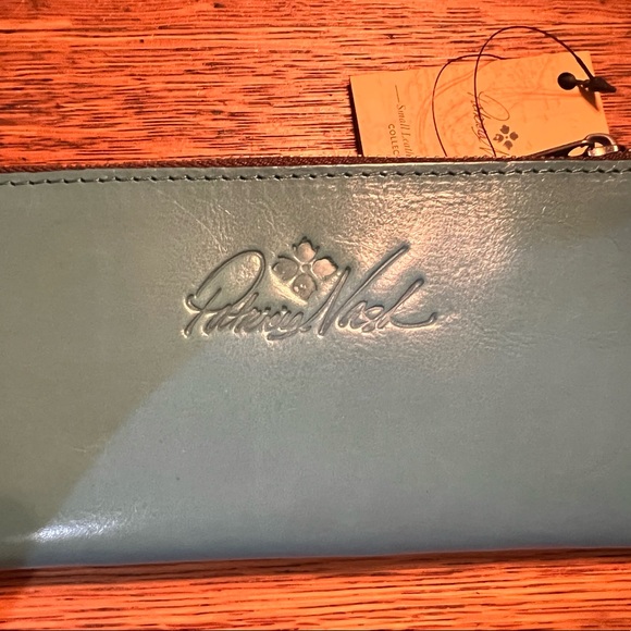 Patricia Nash Nazari Wallet - Picture 4 of 9